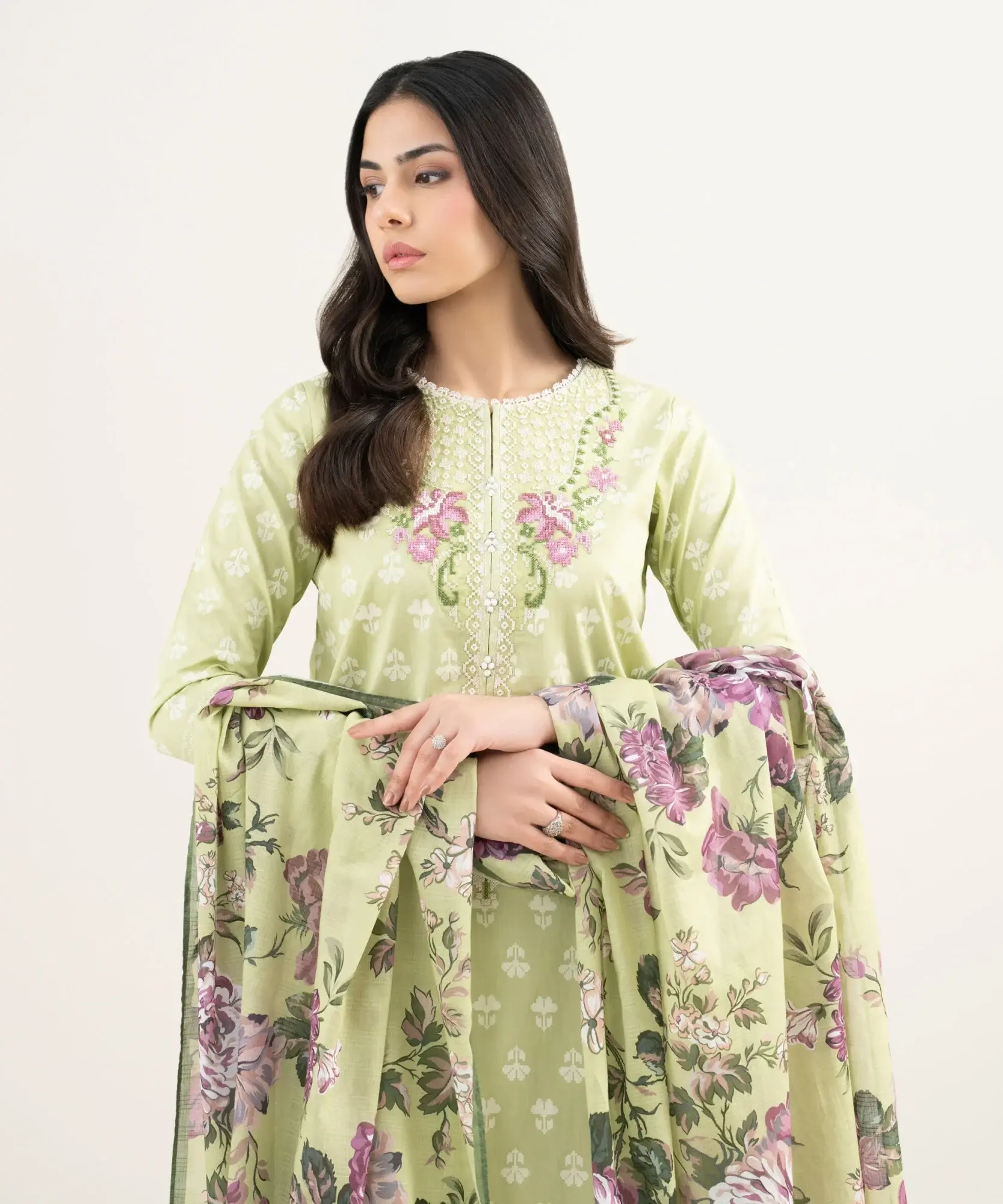 SAPPHIRE - EMBROIDERED SUIT